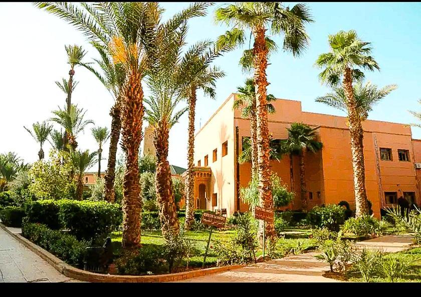 Riad Traditionnel De Charme 3 Chambres Marrakesh Exterior foto